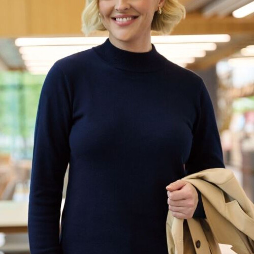 Golden Turtleneck Jumper Miniaturansicht